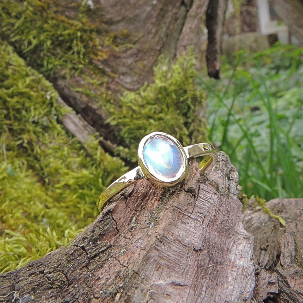 Mesačný kameň zlatý prsteň