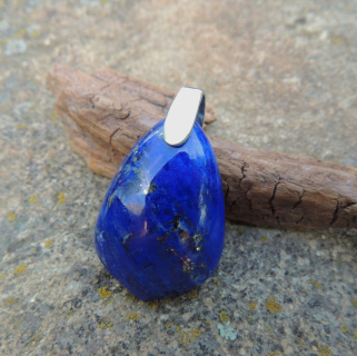 Natural Lapis lazuli strieborný prívesok 